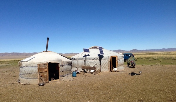  Mongolia - Jurty na Gobi